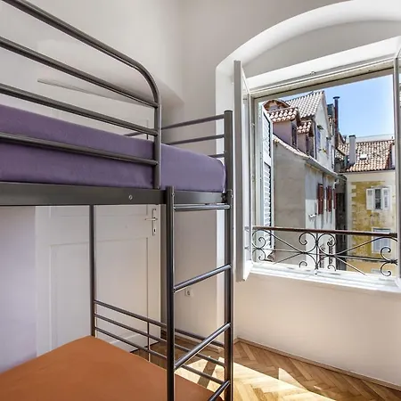 Hostel Downtown