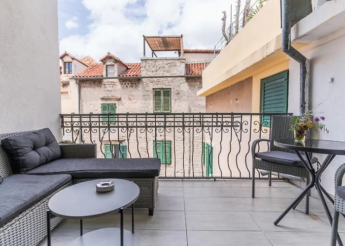 Downtown * Σπλιτ