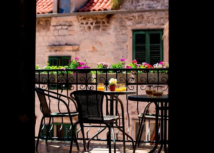 Vandrarhem Downtown Split